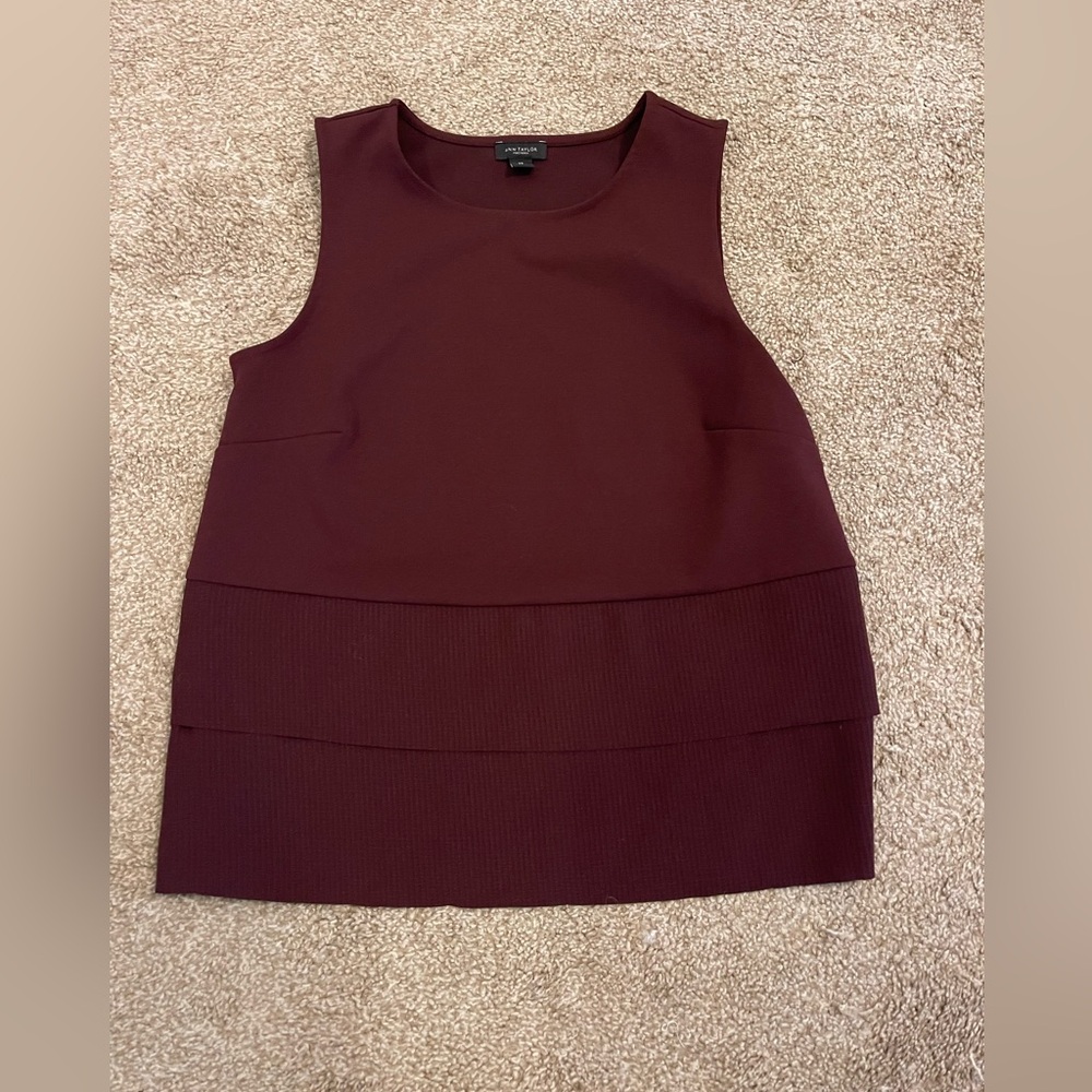 Ann Taylor business top maroon